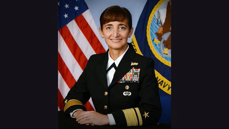 Вице-адмирал Иветт М. Дэвидс, США